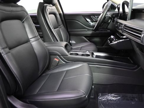 New 2026 Lincoln Corsair Premiere image 15