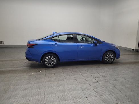 Used 2020 Nissan Versa SV image 10