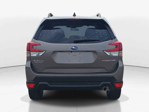 Used 2024 Subaru Forester Limited AWD/4WD image 5