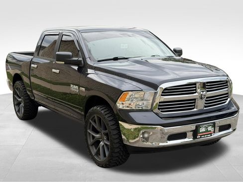 Used 2018 RAM 1500 Big Horn AWD/4WD image 3