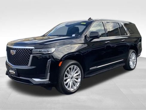 Used 2022 Cadillac Escalade ESV Luxury image 3