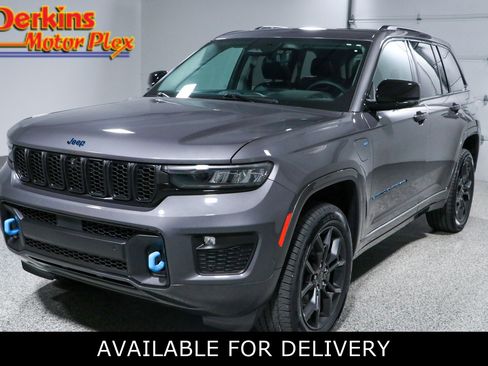 Used 2023 Jeep Grand Cherokee 30th Anniversary AWD/4WD image 1