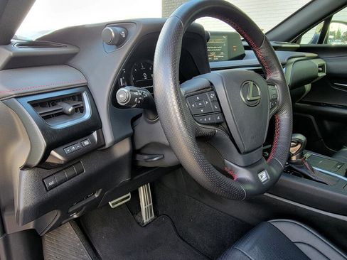 Used 2019 Lexus UX 200 F Sport image 22