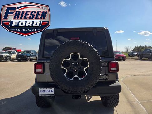 Used 2021 Jeep Wrangler Sport AWD/4WD image 6