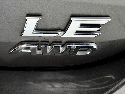 Used 2023 Toyota Camry LE AWD/4WD image 14