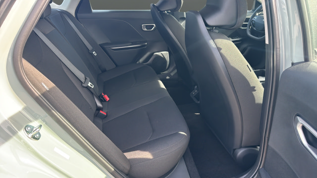 New 2026 Kia K4 FWD image 26