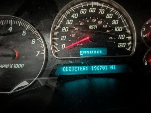 Used 2004 GMC Envoy SLT AWD/4WD image 35