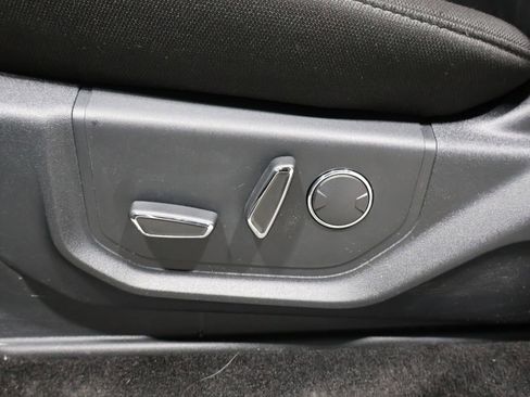 Used 2018 Ford F150 XLT w/ Equipment Group 302A Luxury image 13