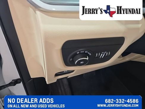 Used 2026 Jeep Grand Cherokee L Limited AWD/4WD image 10