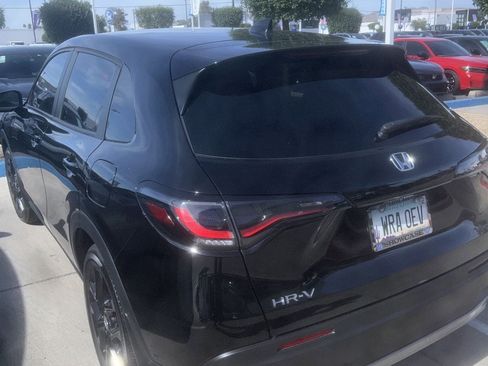 Used 2024 Honda HR-V Sport image 7