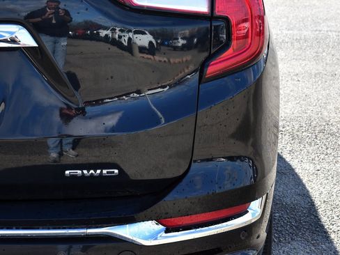 Used 2024 GMC Terrain Denali w/ Denali Premium Package image 11