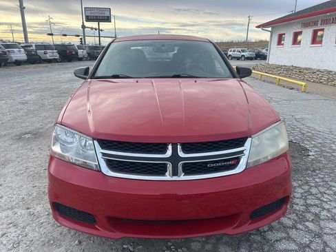 Used 2014 Dodge Avenger SE image 8