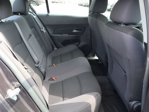 Used 2014 Chevrolet Cruze LT FWD image 16