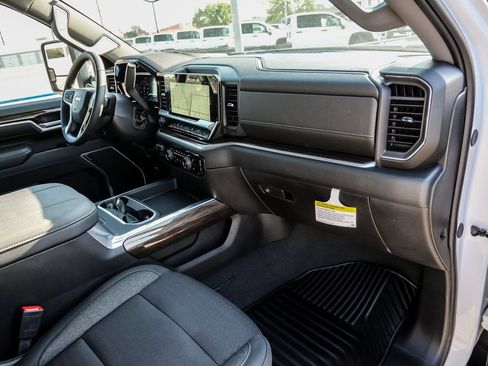 New 2026 Chevrolet Silverado 3500 LT w/ Convenience Package AWD/4WD image 13