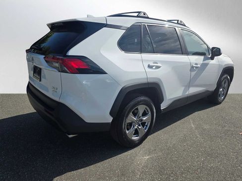 Used 2025 Toyota RAV4 XLE AWD/4WD image 3