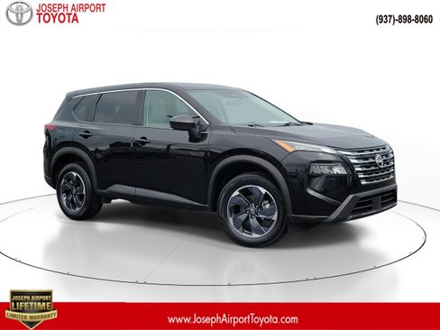 Used 2025 Nissan Rogue SV FWD image 1