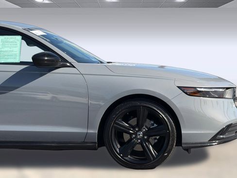 Certified 2025 Honda Accord Sport image 32