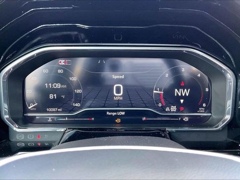 Used 2025 GMC Sierra 1500 Elevation image 12