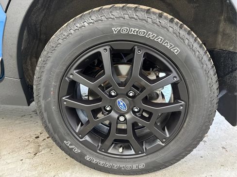 Used 2024 Subaru Crosstrek 2.5i Wilderness AWD/4WD image 30