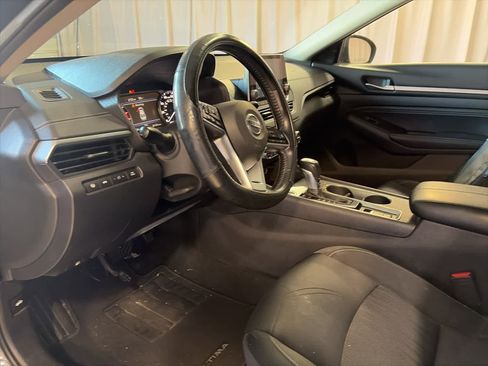 Used 2019 Nissan Altima 2.5 SV image 24