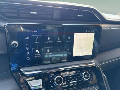 Used 2023 GMC Sierra 1500 AT4X image 12