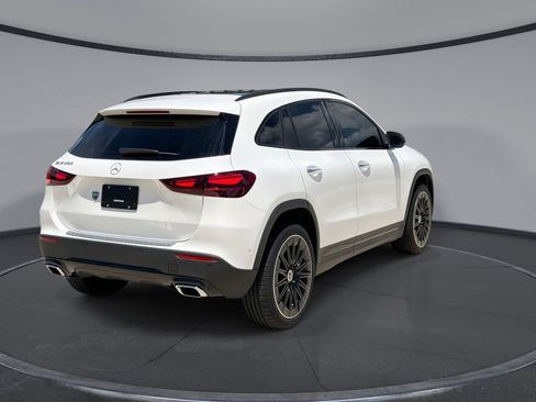 Used 2026 Mercedes-Benz GLA 250 image 11