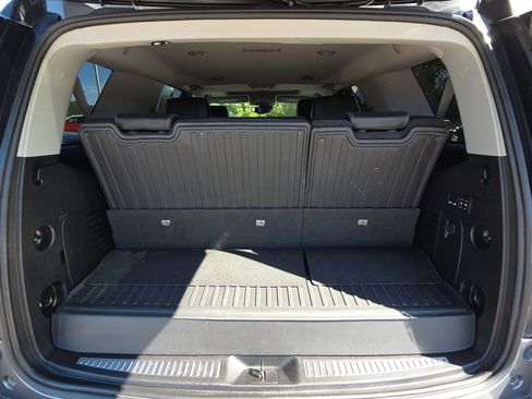 Used 2020 GMC Yukon Denali w/ Denali Premium Package AWD/4WD image 34