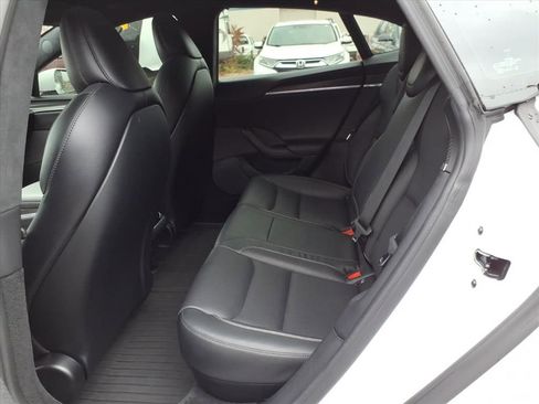 Used 2021 Tesla Model S Plaid image 11