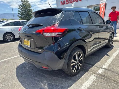 Used 2020 Nissan Kicks SR w/ SR Premium Package FWD image 20