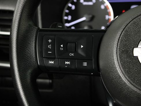 Certified 2023 Nissan Rogue SV image 26