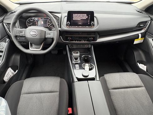 New 2026 Nissan Rogue SV AWD/4WD image 10