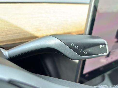 Used 2022 Tesla Model 3 Long Range AWD/4WD image 21