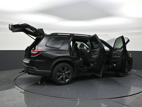 Used 2026 Honda Pilot Sport image 27