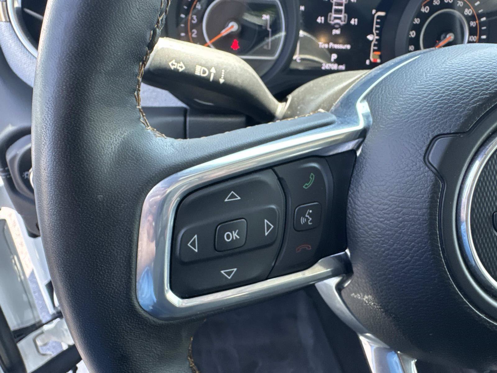 Used 2024 Jeep Wrangler Unlimited Sahara w/ Safety Group AWD/4WD image 22