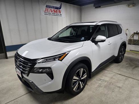 Used 2024 Nissan Rogue SL w/ SL Premium Package AWD/4WD image 1