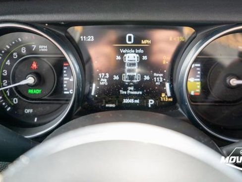 Used 2023 Jeep Wrangler Unlimited Sahara image 28