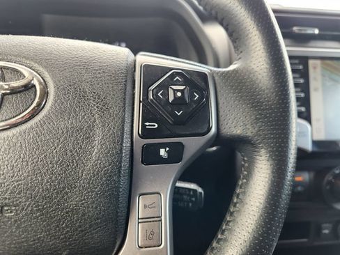 Used 2021 Toyota 4Runner SR5 Premium AWD/4WD image 28