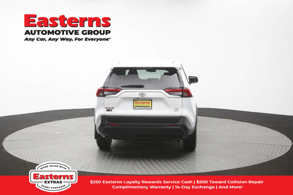 Used 2023 Toyota RAV4 LE AWD/4WD image 38