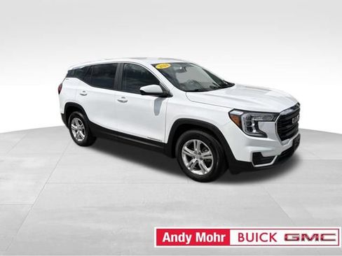 Used 2024 GMC Terrain SLE FWD image 2