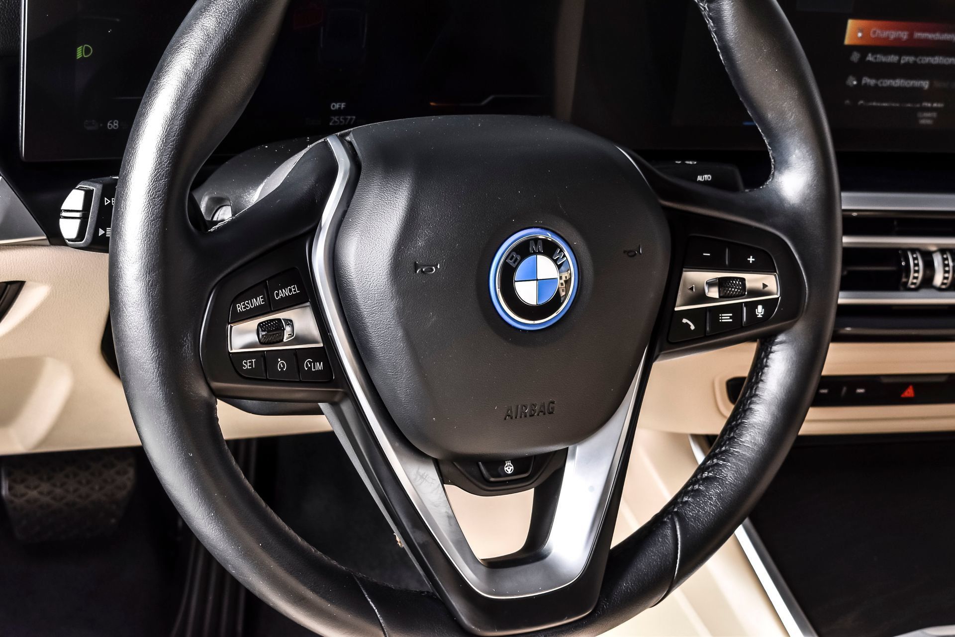 Used 2023 BMW i4 eDrive35 w/ Premium Package RWD image 16