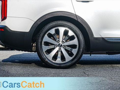 Used 2021 Kia Telluride EX w/ EX Premium Package image 16