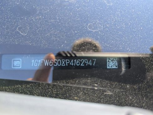 Used 2023 Chevrolet Bolt LT image 10