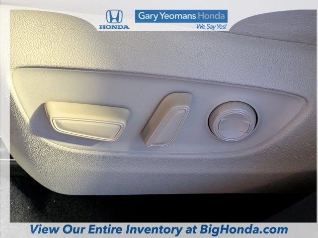 Used 2020 Toyota Highlander Limited FWD image 23