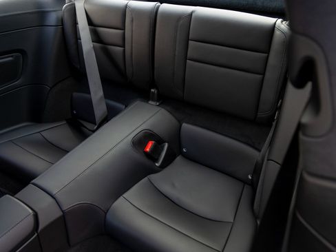 Certified 2025 Porsche 911 Carrera 4 GTS image 38