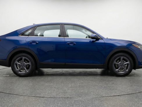 Used 2025 Kia K4 LXS image 11