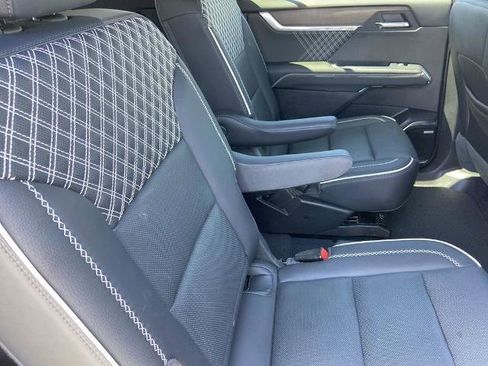New 2025 GMC Acadia Denali w/ LPO, Floor Liner Package AWD/4WD image 24