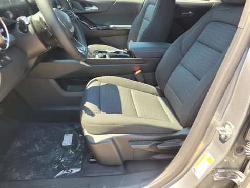 New 2026 Chevrolet Equinox LT w/ Midnight Edition FWD image 10