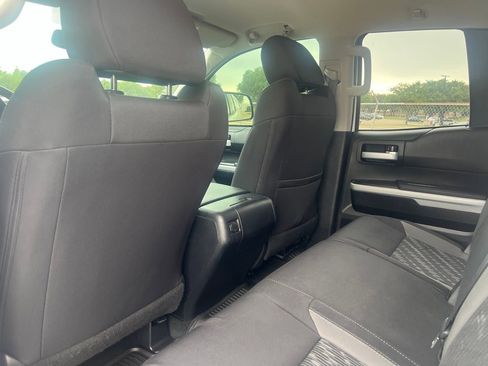 Used 2021 Toyota Tundra SR5 w/ TRD Off-Road Package AWD/4WD image 15