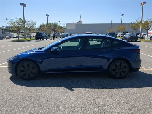 Used 2025 Tesla Model 3 Long Range image 7