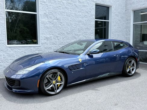 Used 2019 Ferrari GTC4Lusso AWD/4WD image 1